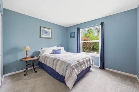 3328 Chase Lane Elgin IL 60124