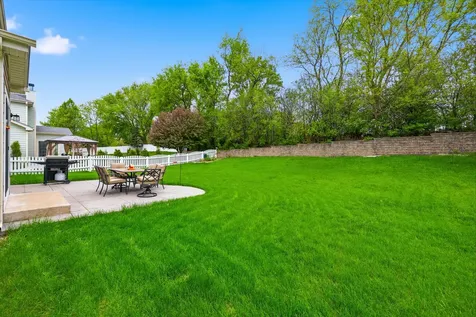 3328 Chase Lane Elgin IL 60124