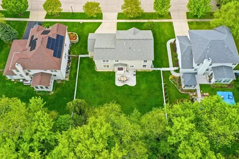 3328 Chase Lane Elgin IL 60124