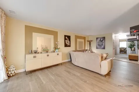 1500 Harbour Drive Wheeling IL 60090