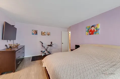 1500 Harbour Drive Wheeling IL 60090