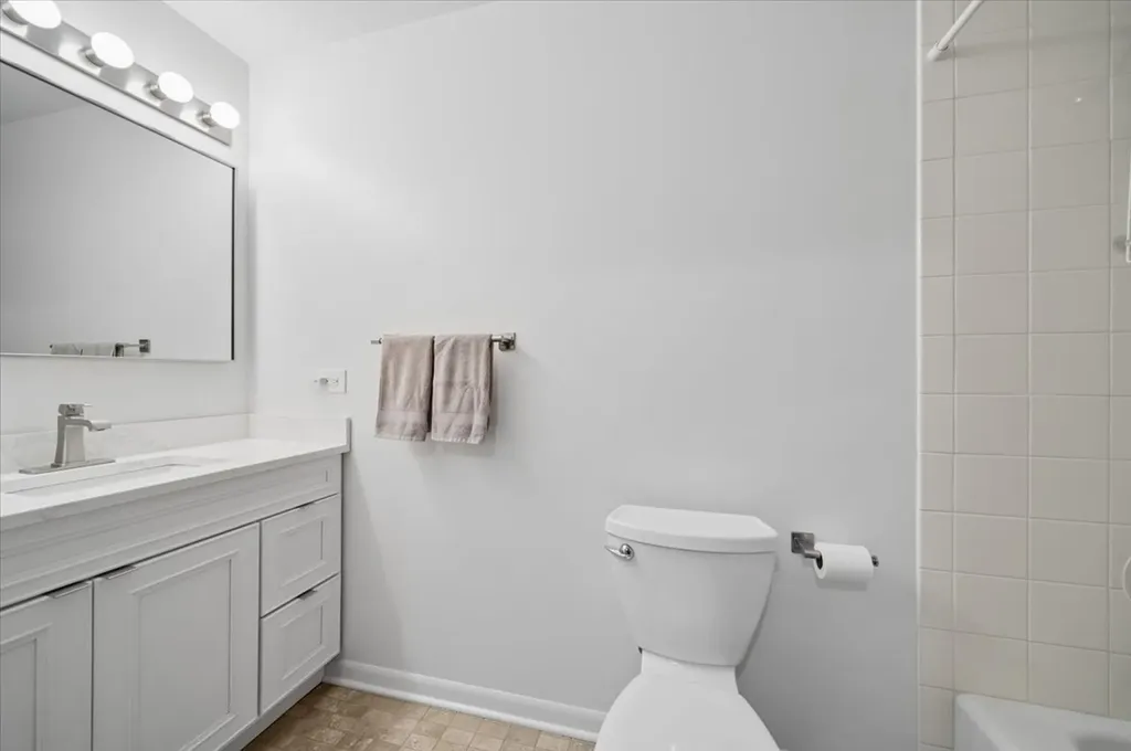 1520 Lark Lane Naperville IL 60565