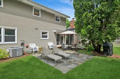 1520 Lark Lane Naperville IL 60565