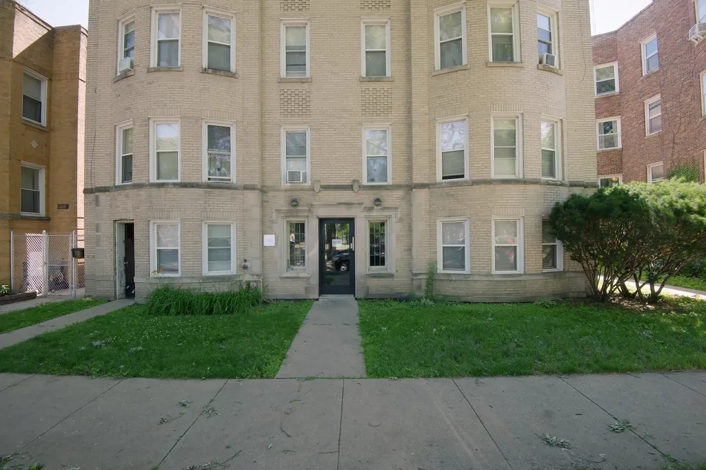 6049 North Talman Avenue Chicago IL 60659