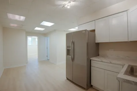 6049 North Talman Avenue Chicago IL 60659