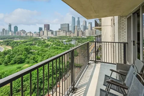 400 East Randolph Street Chicago IL 60601