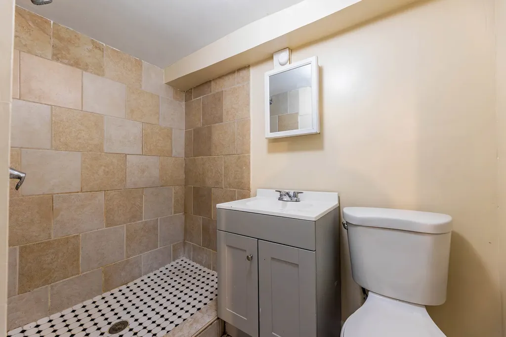 5721 South Hermitage Avenue Chicago IL 60636