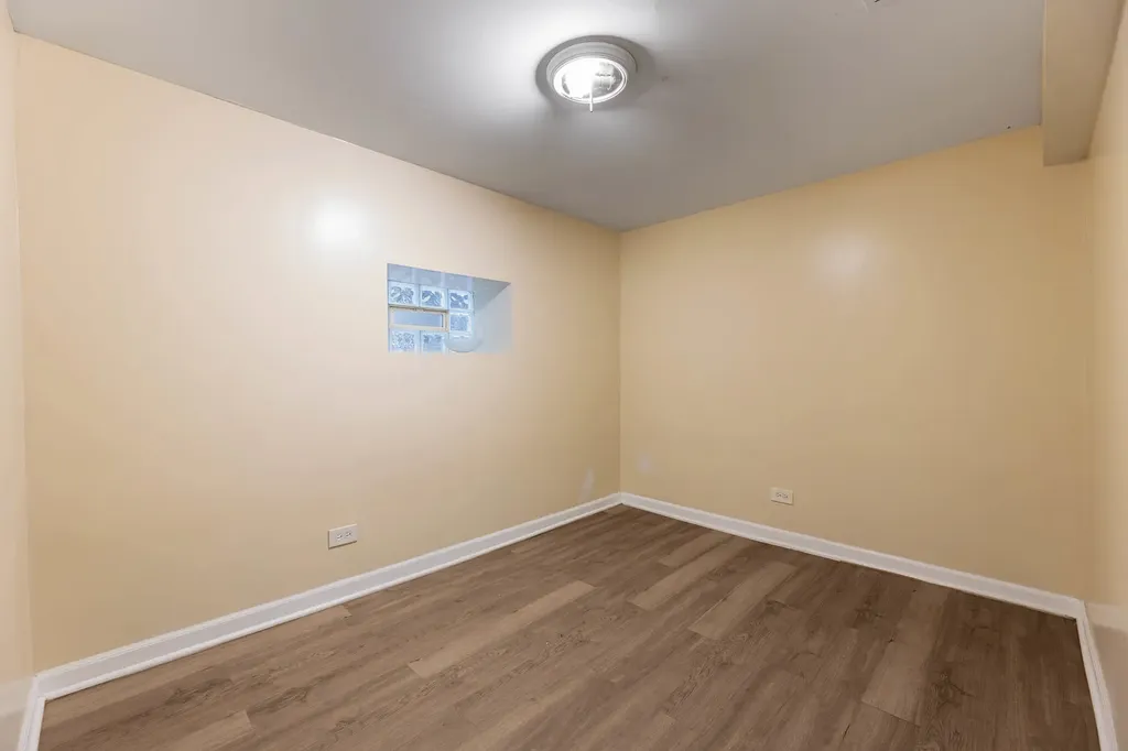 5721 South Hermitage Avenue Chicago IL 60636