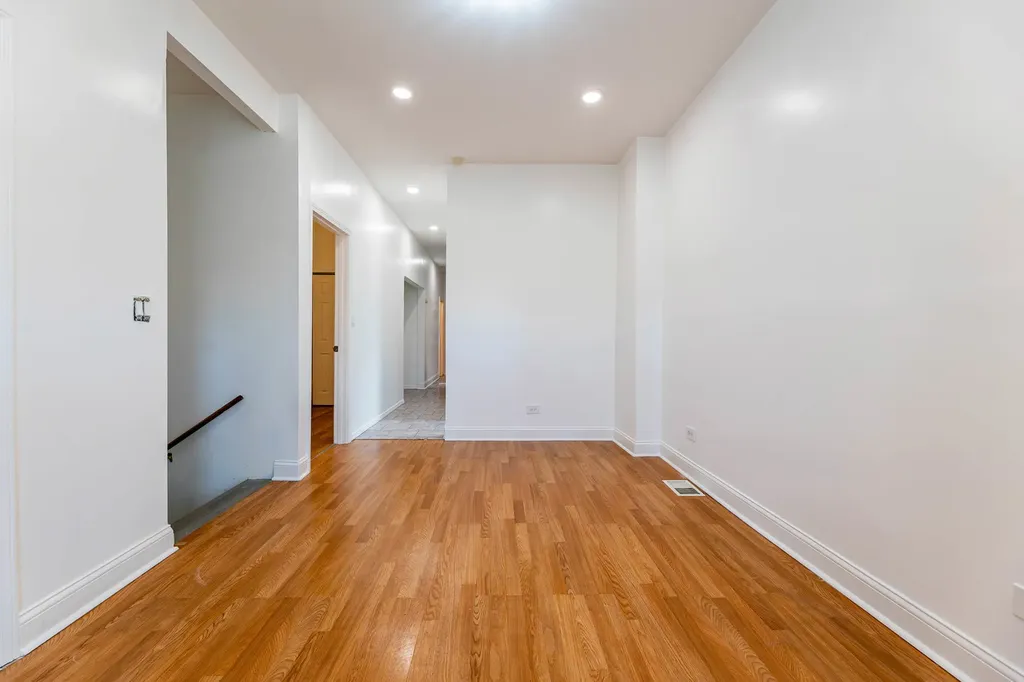 5721 South Hermitage Avenue Chicago IL 60636