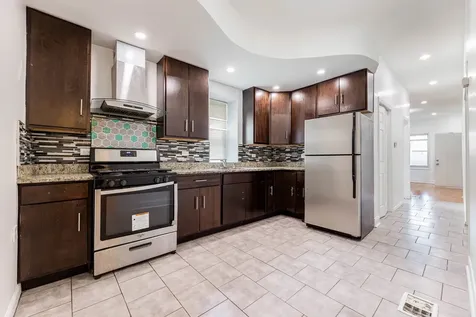 5721 South Hermitage Avenue Chicago IL 60636
