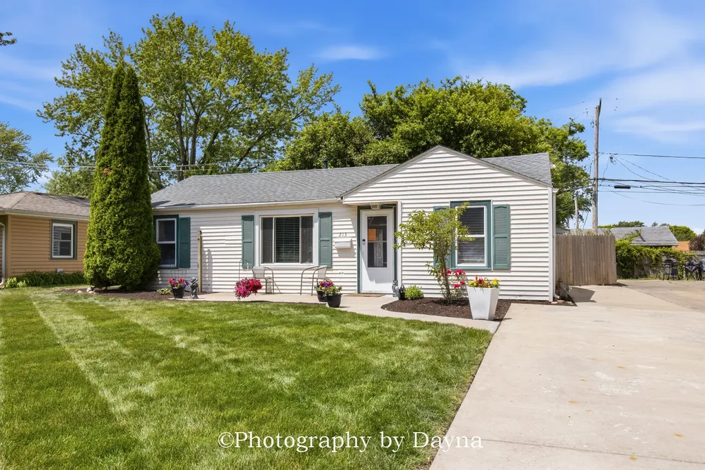 213 Belle Aire Avenue Bourbonnais IL 60914