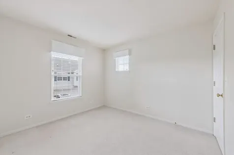 641 Bridle Court Lakemoor IL 60051