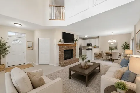 641 Bridle Court Lakemoor IL 60051