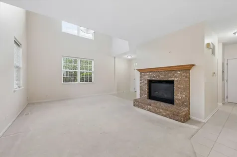 641 Bridle Court Lakemoor IL 60051