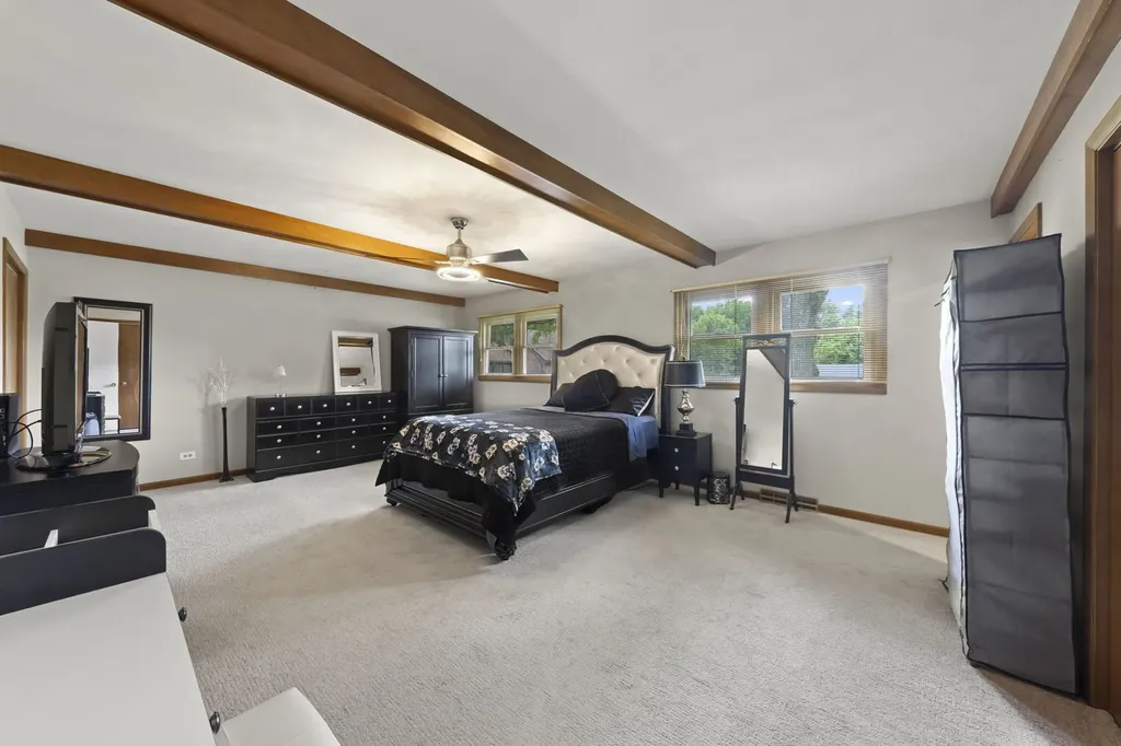 403 West Harding Road Lombard IL 60148