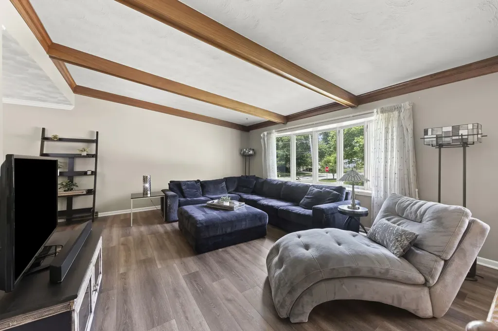 403 West Harding Road Lombard IL 60148