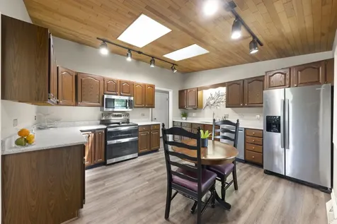 403 West Harding Road Lombard IL 60148