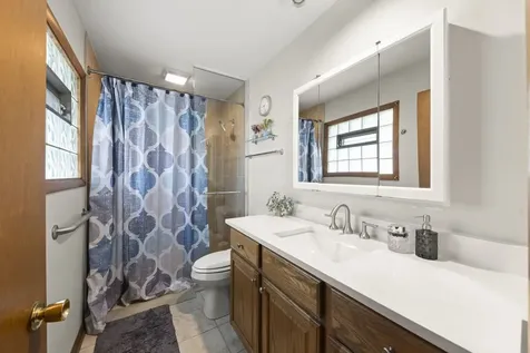 403 West Harding Road Lombard IL 60148