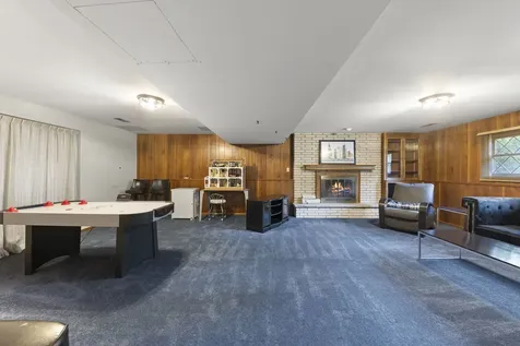 403 West Harding Road Lombard IL 60148