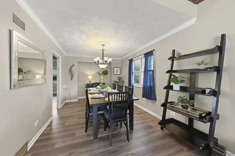 403 West Harding Road Lombard IL 60148