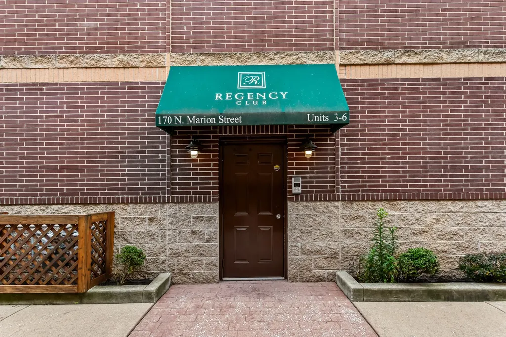 170 North Marion Street Oak Park IL 60301