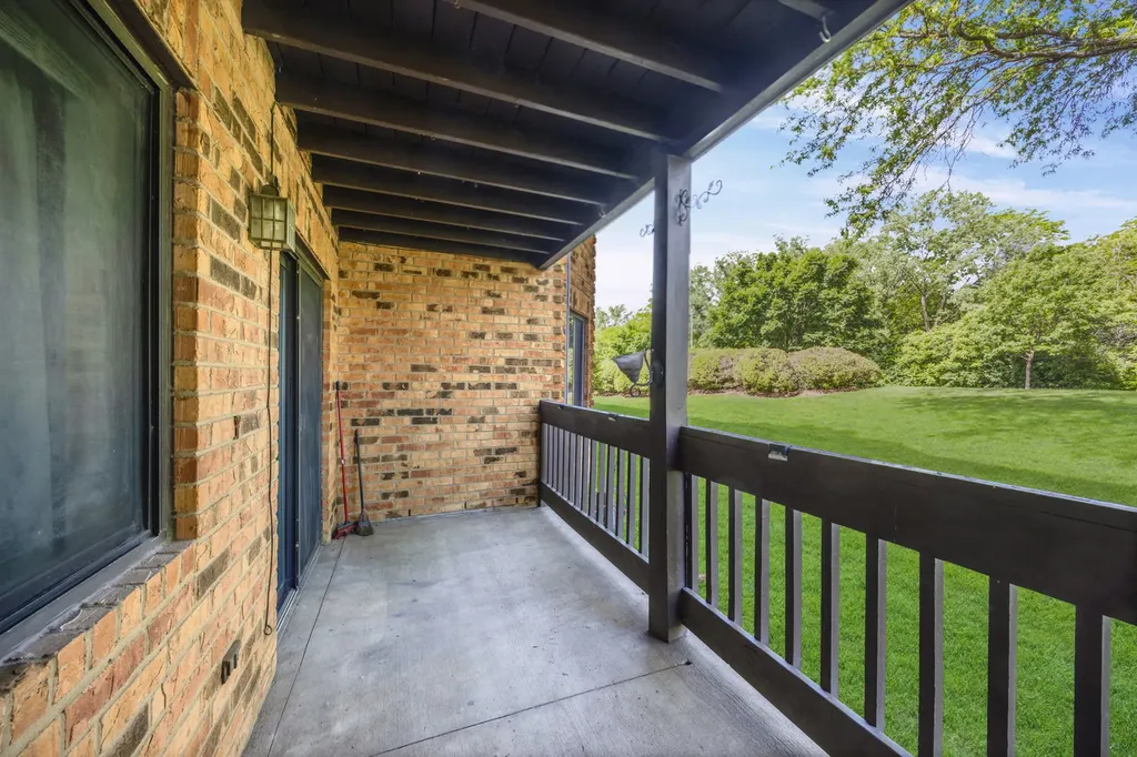 2880 Torrey Pine Lane Lisle IL 60532