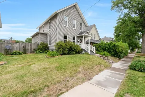 1531 15TH Avenue Moline IL 61265