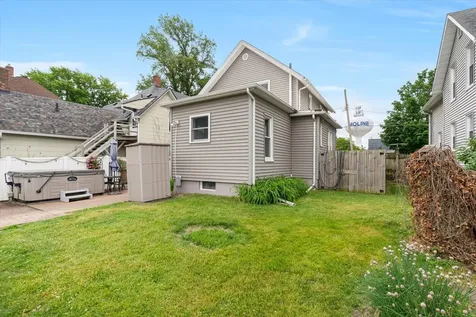 1531 15TH Avenue Moline IL 61265