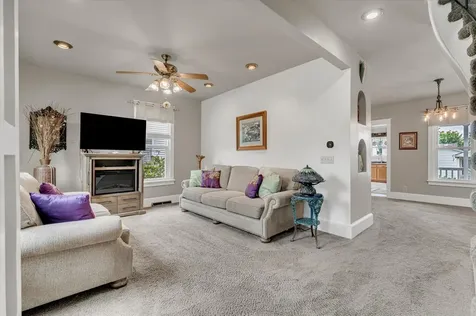 1531 15TH Avenue Moline IL 61265