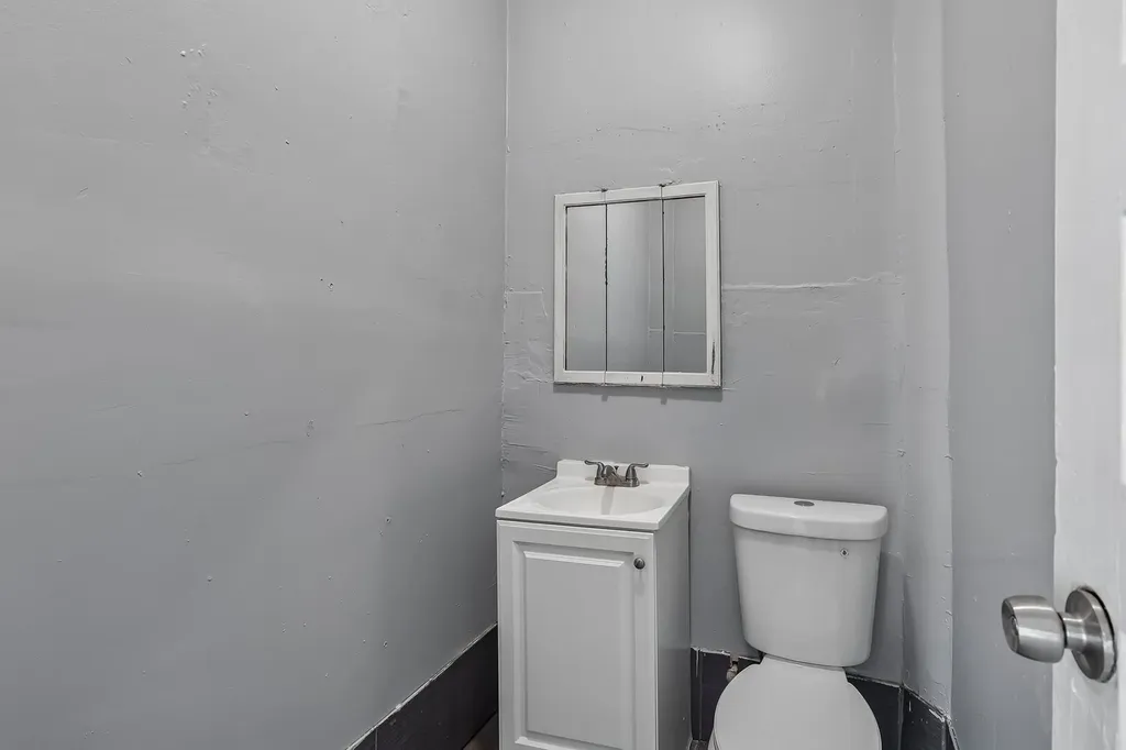 4938 West Fulton Street Chicago IL 60644