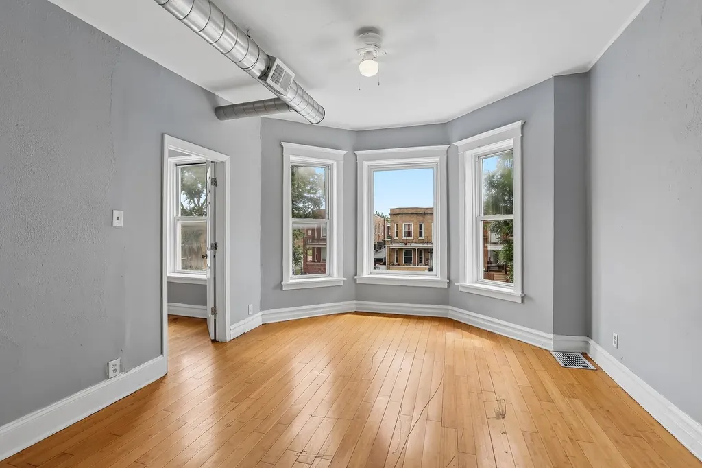 4938 West Fulton Street Chicago IL 60644