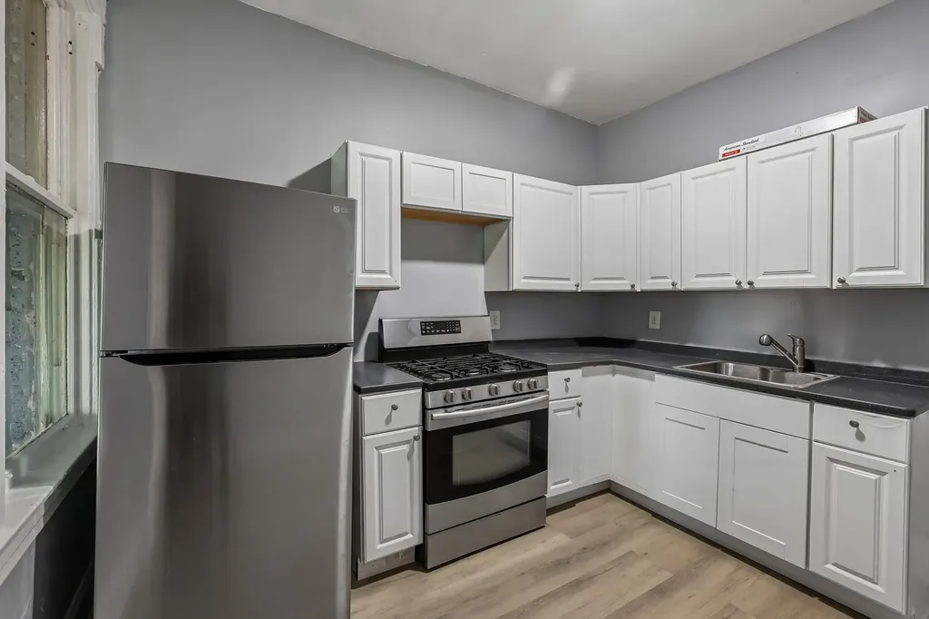 4938 West Fulton Street Chicago IL 60644