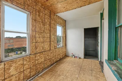 4938 West Fulton Street Chicago IL 60644