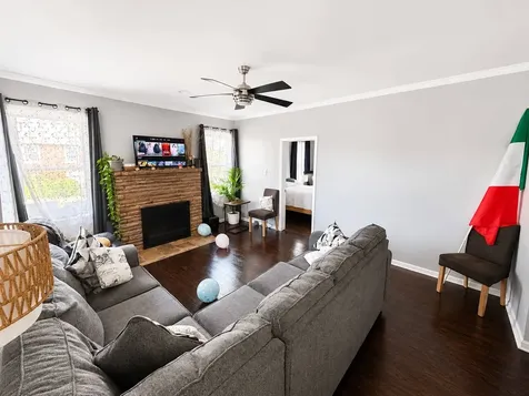 270 West 16th Street Chicago Heights IL 60411