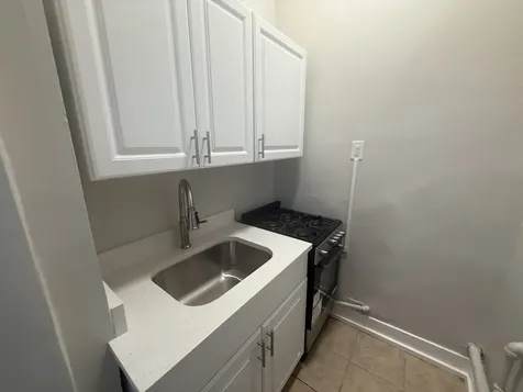 6912 North Ashland Boulevard Chicago IL 60626
