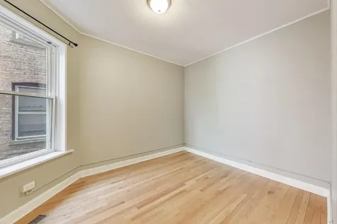 4746 North Malden Street Chicago IL 60640