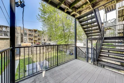 4746 North Malden Street Chicago IL 60640