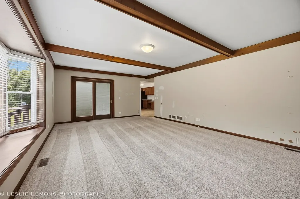 859 Evergreen Avenue Glen Ellyn IL 60137