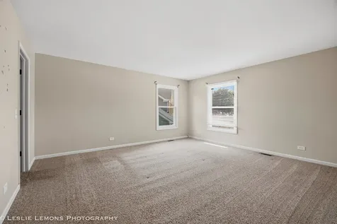 859 Evergreen Avenue Glen Ellyn IL 60137