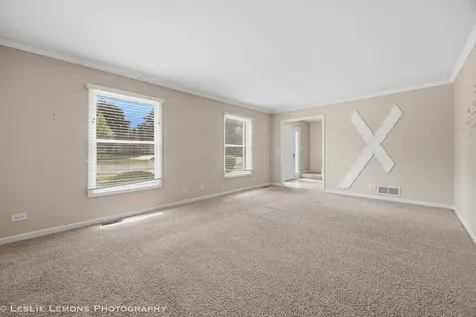 859 Evergreen Avenue Glen Ellyn IL 60137