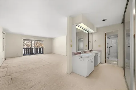 9 Buckingham Drive Sugar Grove IL 60554