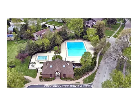 9 Buckingham Drive Sugar Grove IL 60554