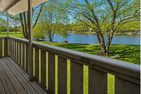 9 Buckingham Drive Sugar Grove IL 60554