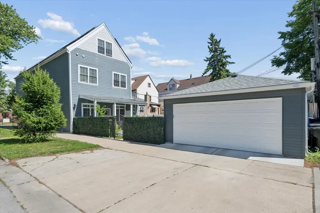 3140 North Richmond Street Chicago IL 60618