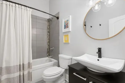 3140 North Richmond Street Chicago IL 60618