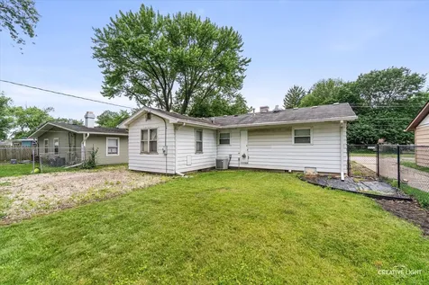 825 Foran Lane Aurora IL 60506