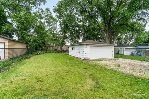 825 Foran Lane Aurora IL 60506