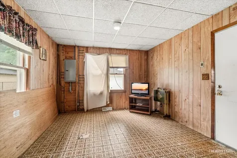 825 Foran Lane Aurora IL 60506