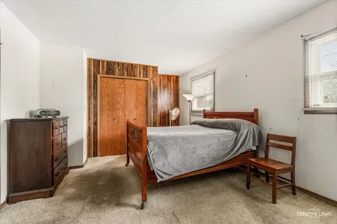 825 Foran Lane Aurora IL 60506