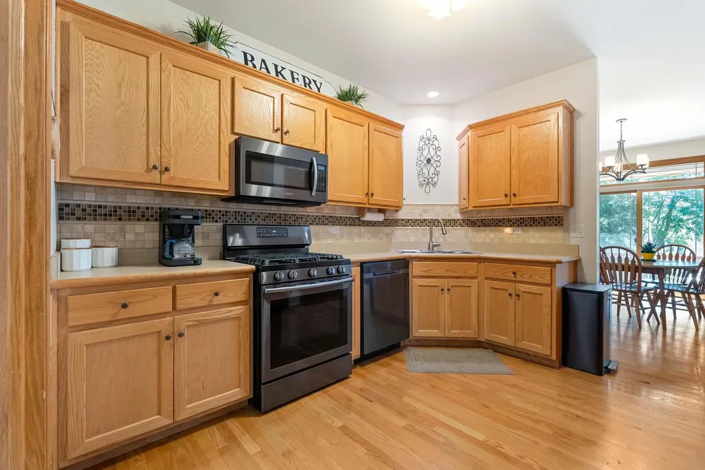 10711 Canterbury Drive Mokena IL 60448